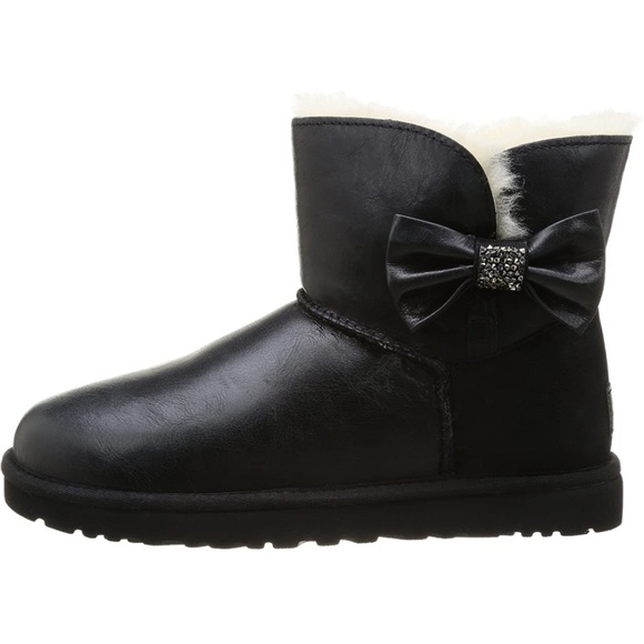 UGG Australia Mini Bailey Bow
Crystal Diamond Boot - Picture 2 of 9